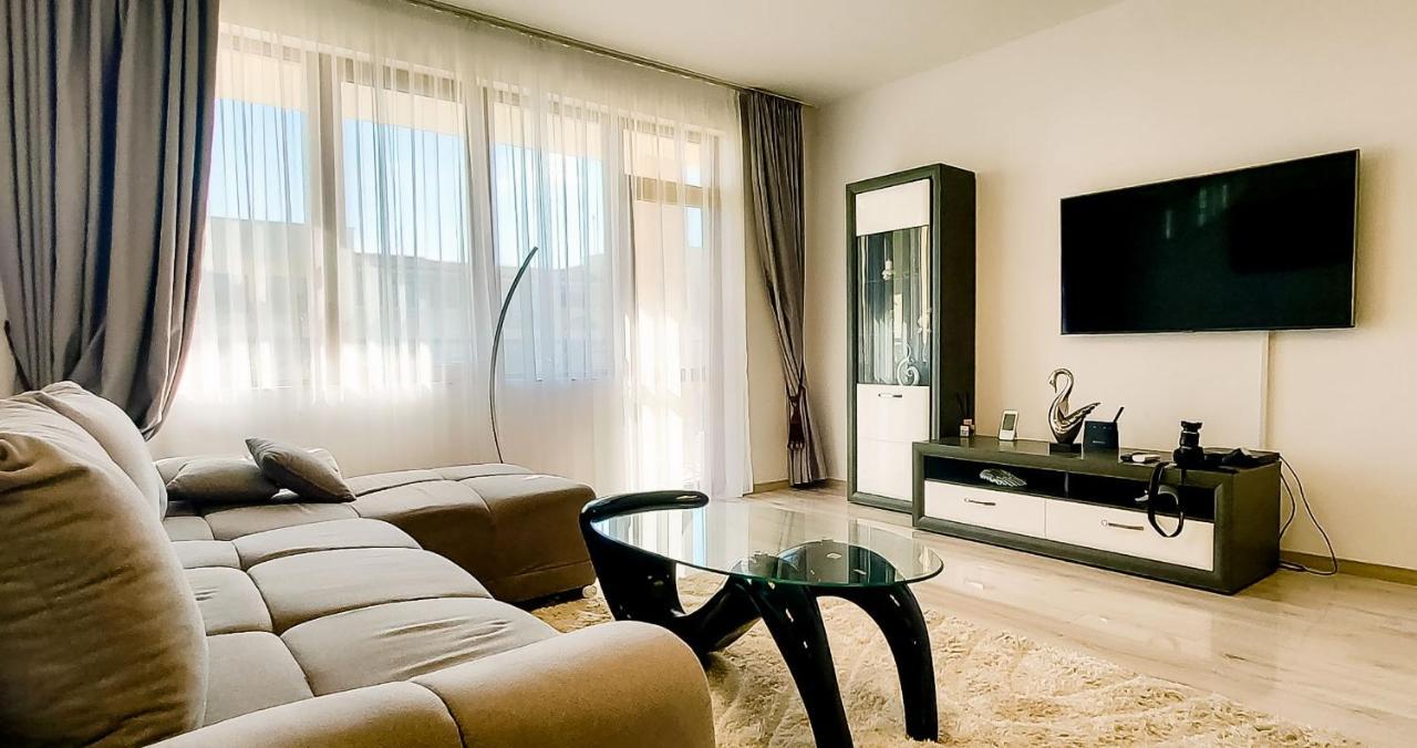 Lighthouse Golf Resort, 75 Mp2, With Balcony بالشيك المظهر الخارجي الصورة