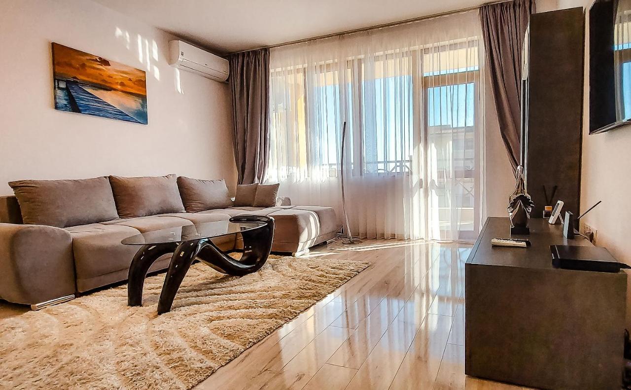 Lighthouse Golf Resort, 75 Mp2, With Balcony بالشيك المظهر الخارجي الصورة